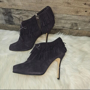 Manolo Blahnik Nabuoppla Fringe Ankle Boot in Plum Purple Size 40.½